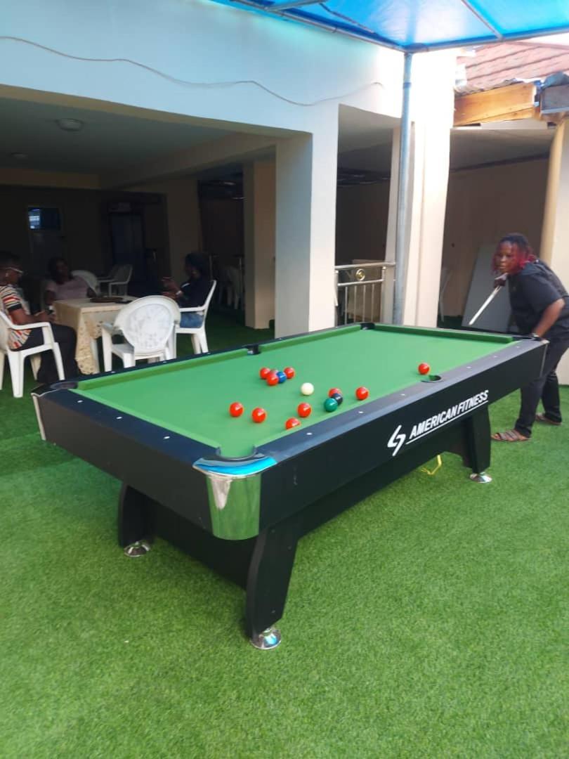 Sscfg Aptms & Suites - Sammy'S Place Lagos Buitenkant foto