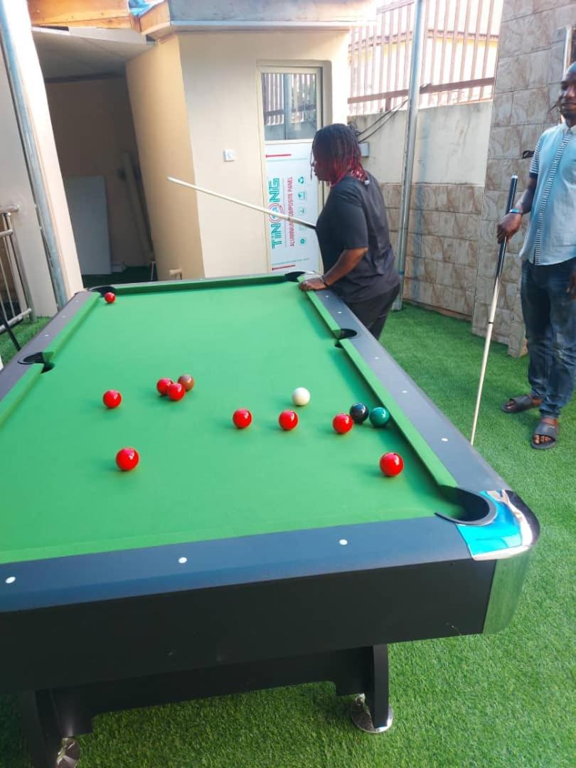 Sscfg Aptms & Suites - Sammy'S Place Lagos Buitenkant foto