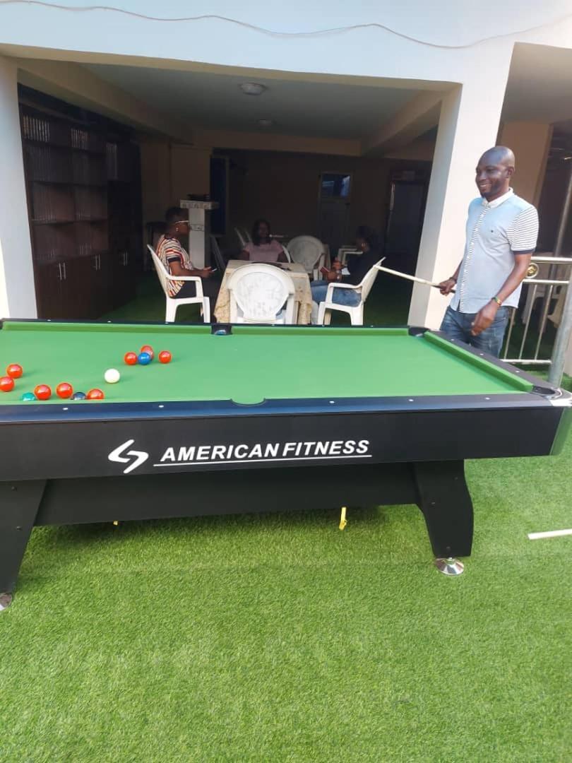 Sscfg Aptms & Suites - Sammy'S Place Lagos Buitenkant foto