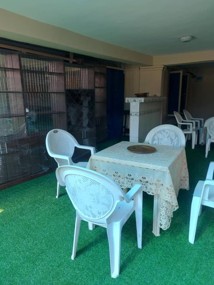 Sscfg Aptms & Suites - Sammy'S Place Lagos Buitenkant foto