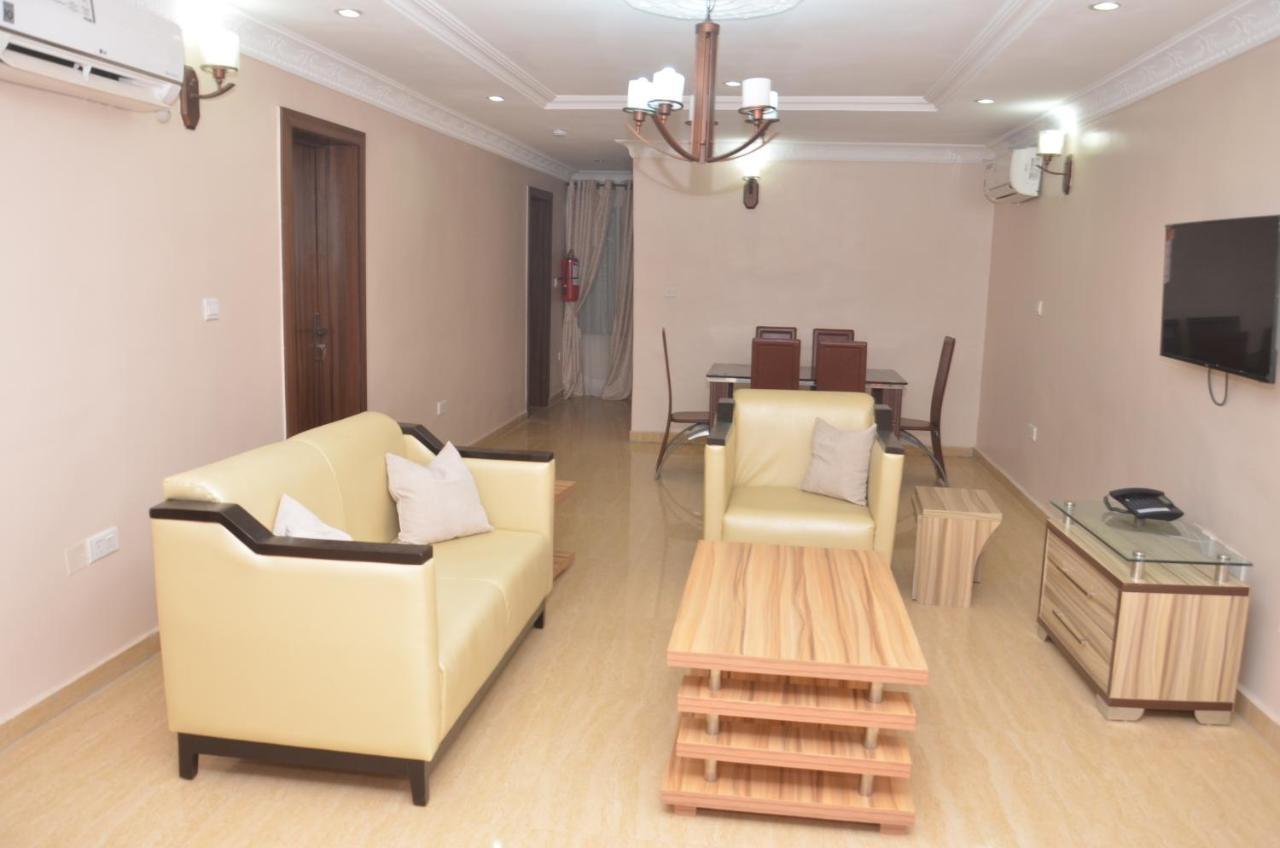 Sscfg Aptms & Suites - Sammy'S Place Lagos Buitenkant foto